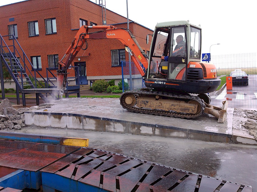 демонтаж годромолотом весовой 4